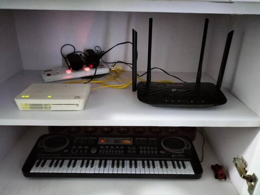 Hani Homestay Wifi Netflix Secure Parking Klia Usim Inti Aeon Mall نيلاي المظهر الخارجي الصورة