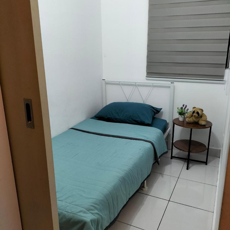 Hani Homestay Wifi Netflix Secure Parking Klia Usim Inti Aeon Mall نيلاي المظهر الخارجي الصورة